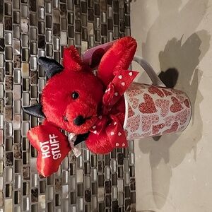 Red Heart Pattern Mug 8oz.